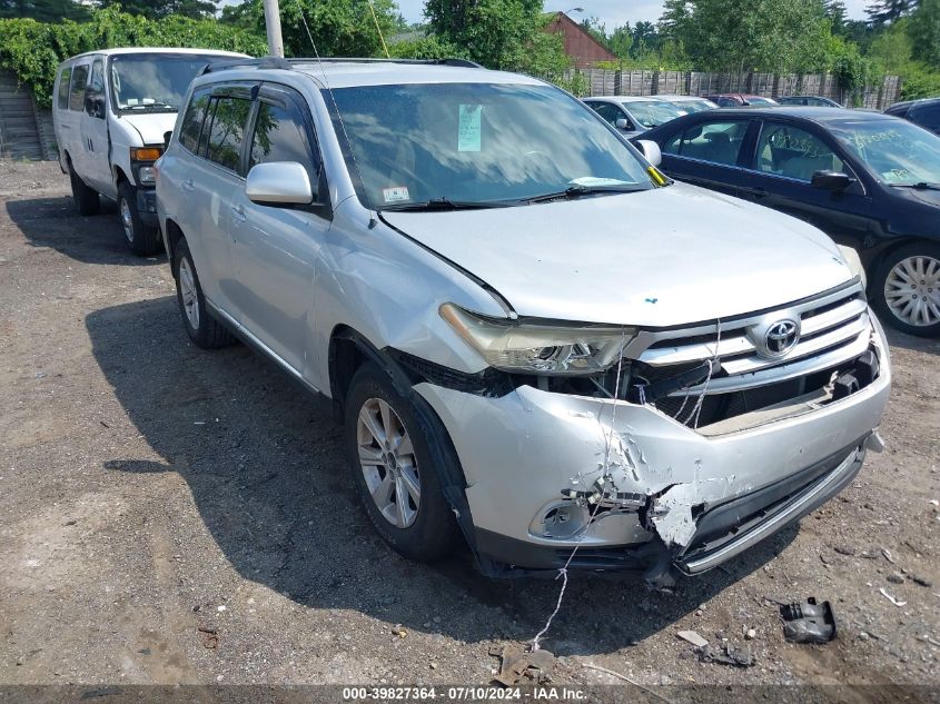 2011 TOYOTA HIGHLANDER BASE V6