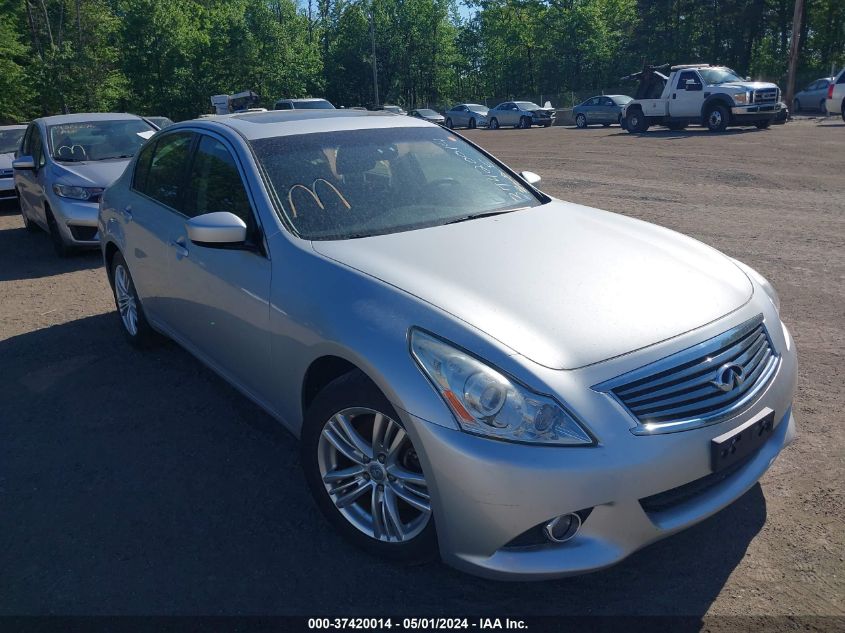 2013 INFINITI G37