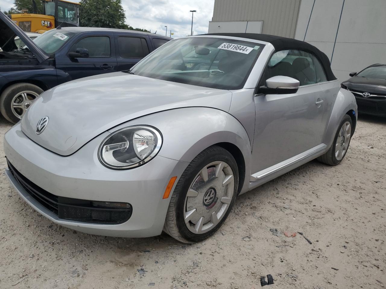 2013 VOLKSWAGEN BEETLE