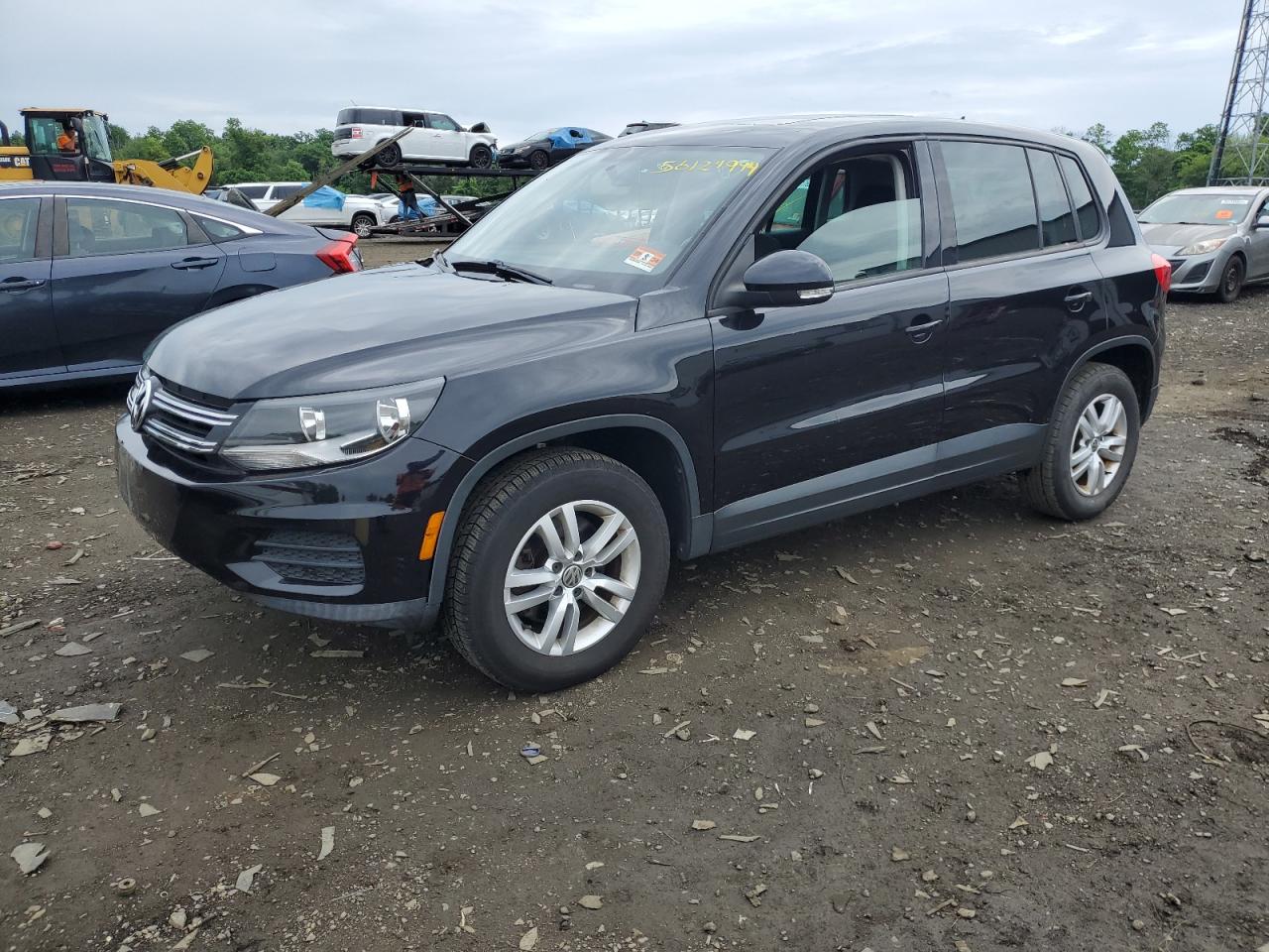 2013 VOLKSWAGEN TIGUAN S