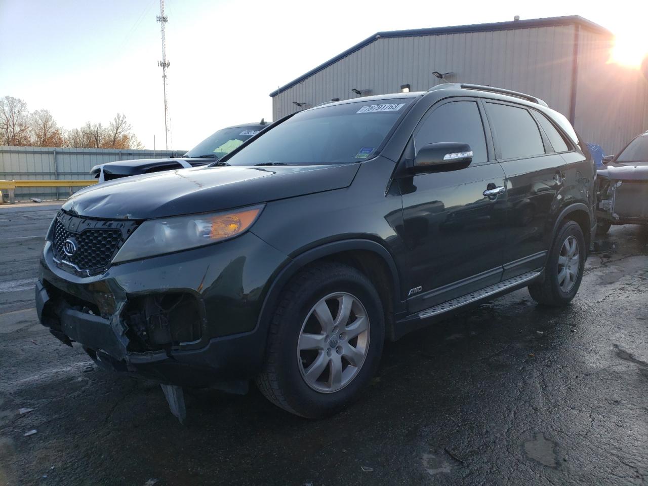 2013 KIA SORENTO LX