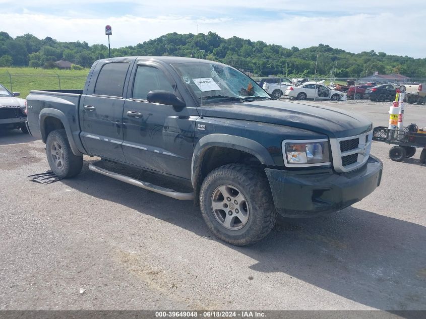 2011 DODGE DAKOTA SLT