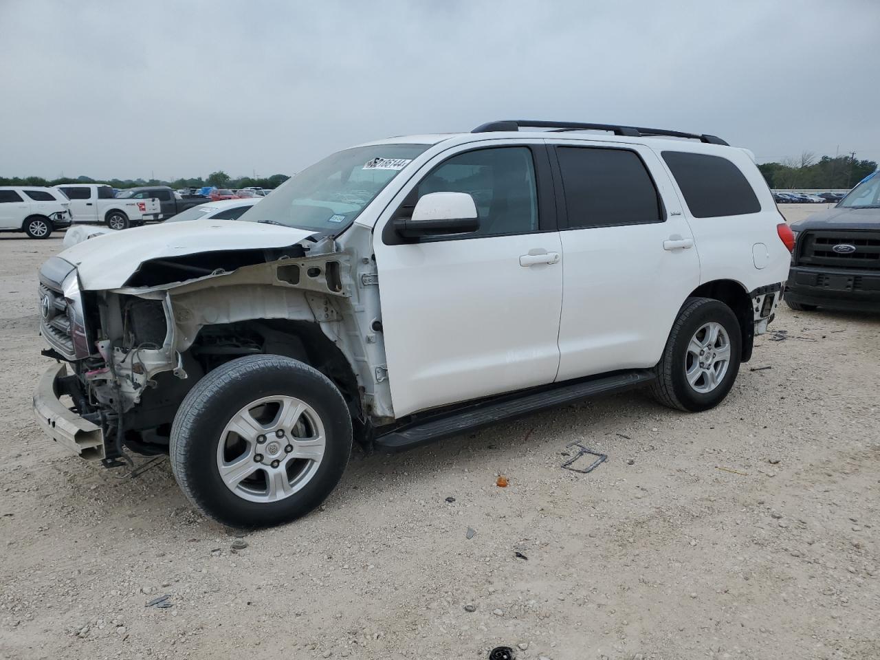 2015 TOYOTA SEQUOIA SR5