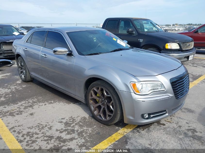 2013 CHRYSLER 300C