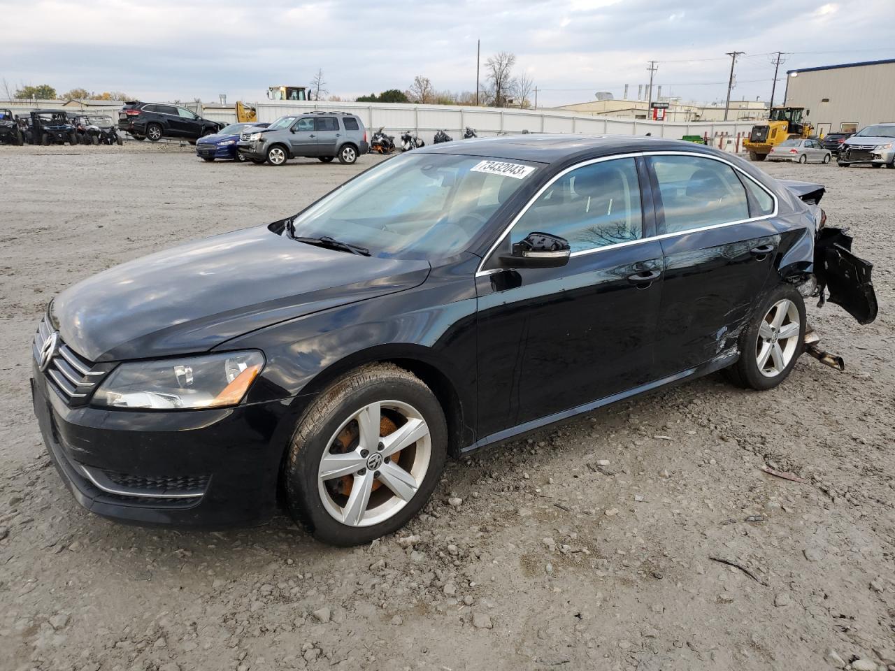 2013 VOLKSWAGEN PASSAT SE