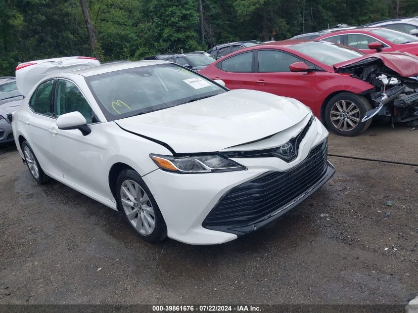 2019 TOYOTA CAMRY LE