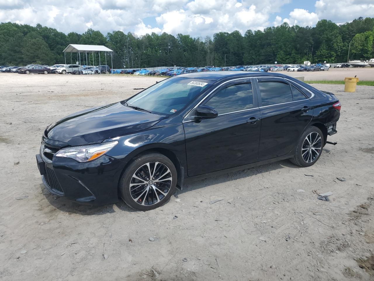 2015 TOYOTA CAMRY LE