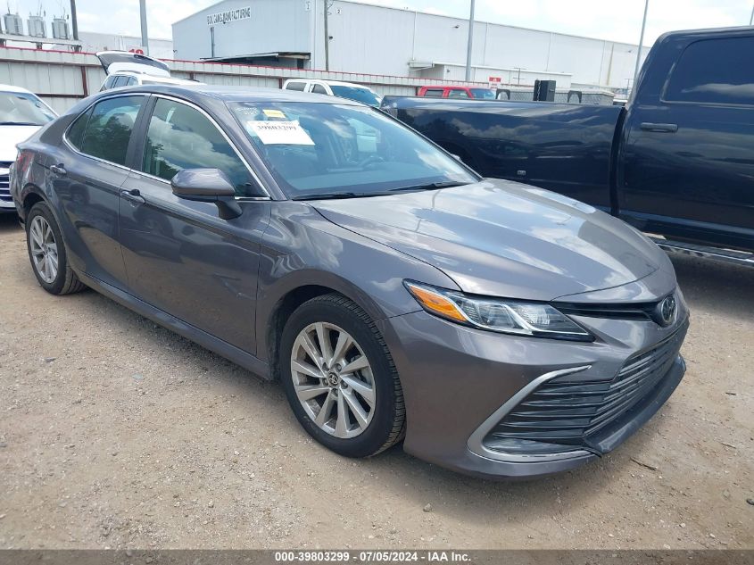 2023 TOYOTA CAMRY LE