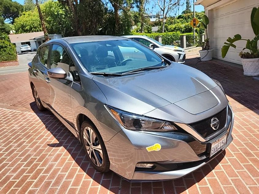 2021 NISSAN LEAF SV PLUS