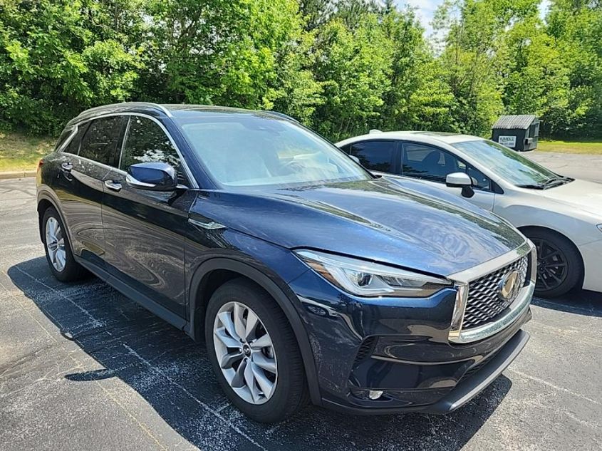 2021 INFINITI QX50 LUXE