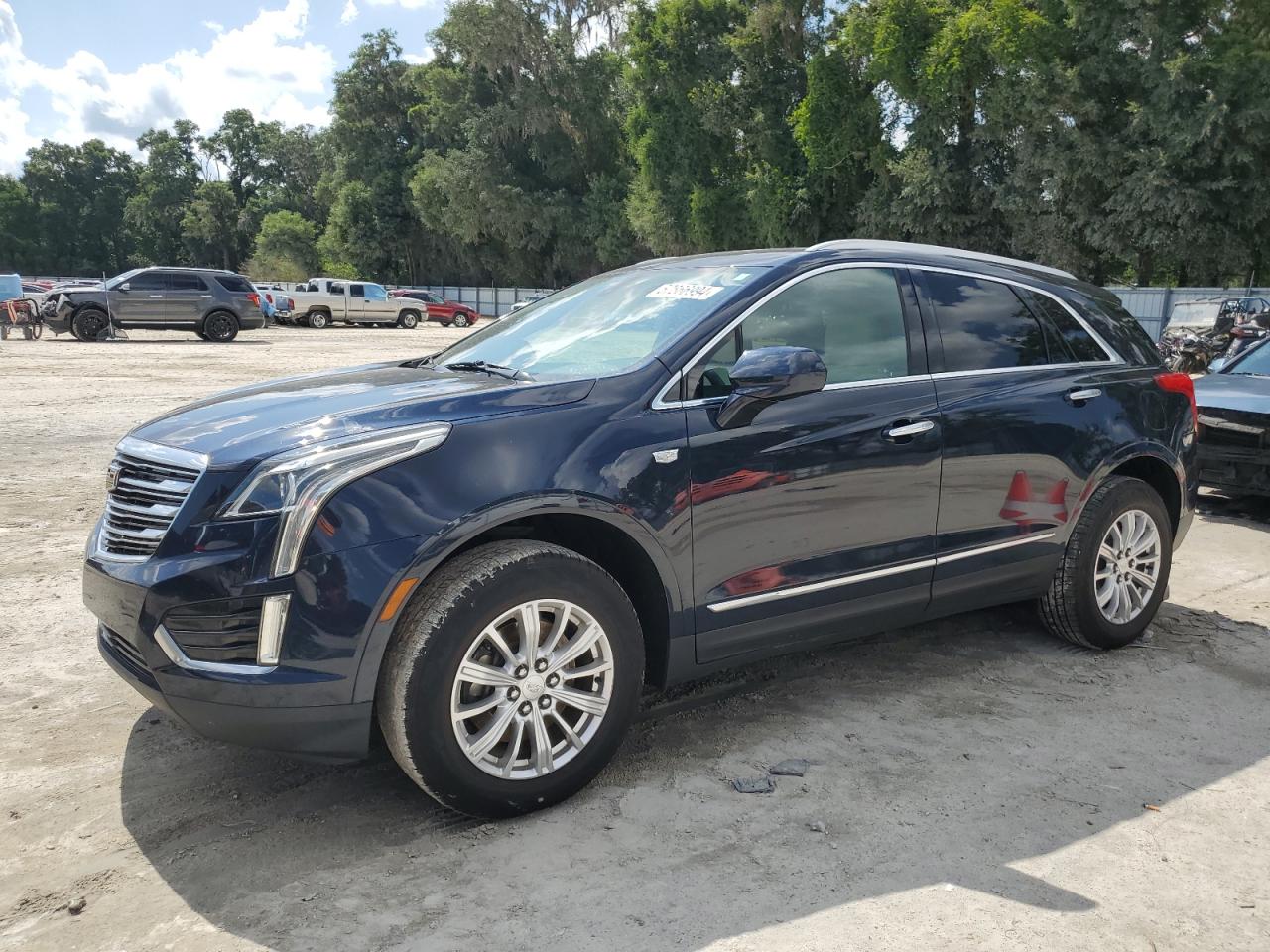 2017 CADILLAC XT5