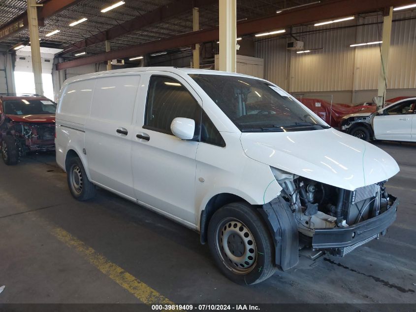 2019 MERCEDES-BENZ METRIS