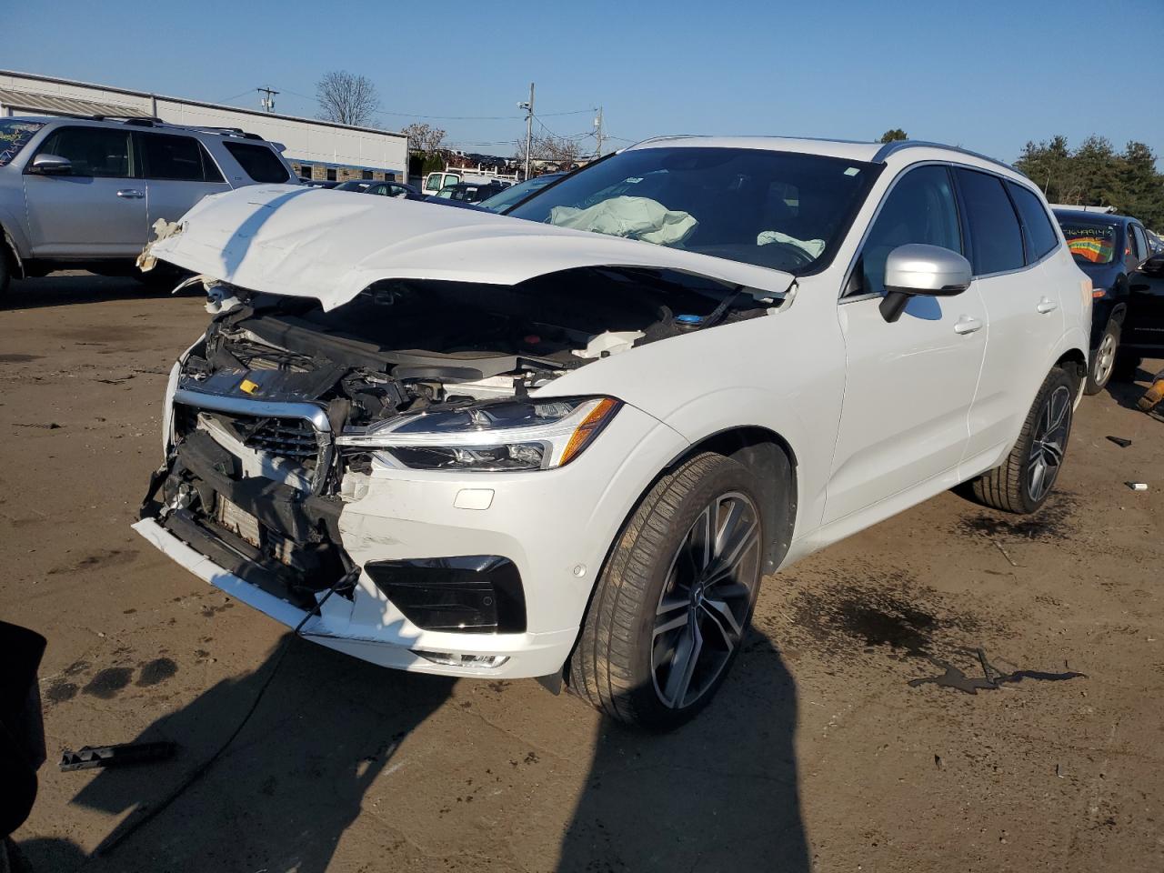 2019 VOLVO XC60 T6 R-DESIGN