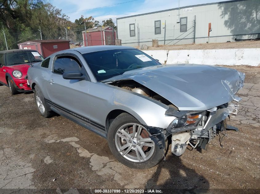 2012 FORD MUSTANG V6