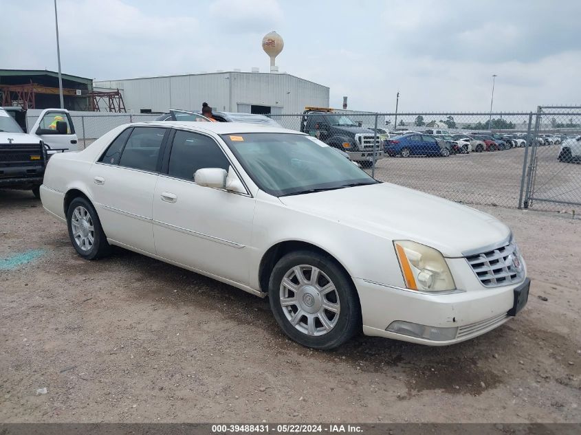 2010 CADILLAC DTS STANDARD