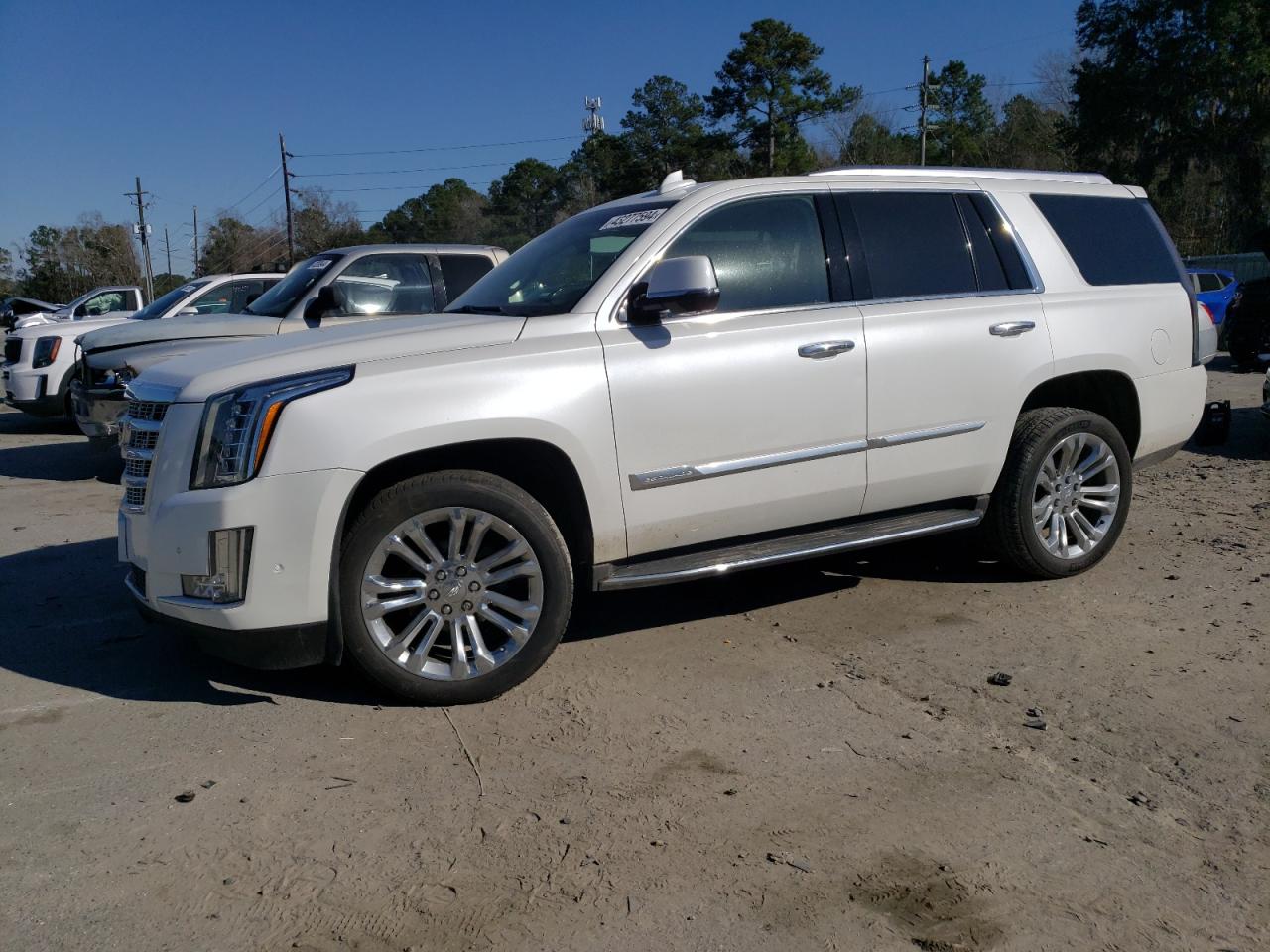 2017 CADILLAC ESCALADE LUXURY