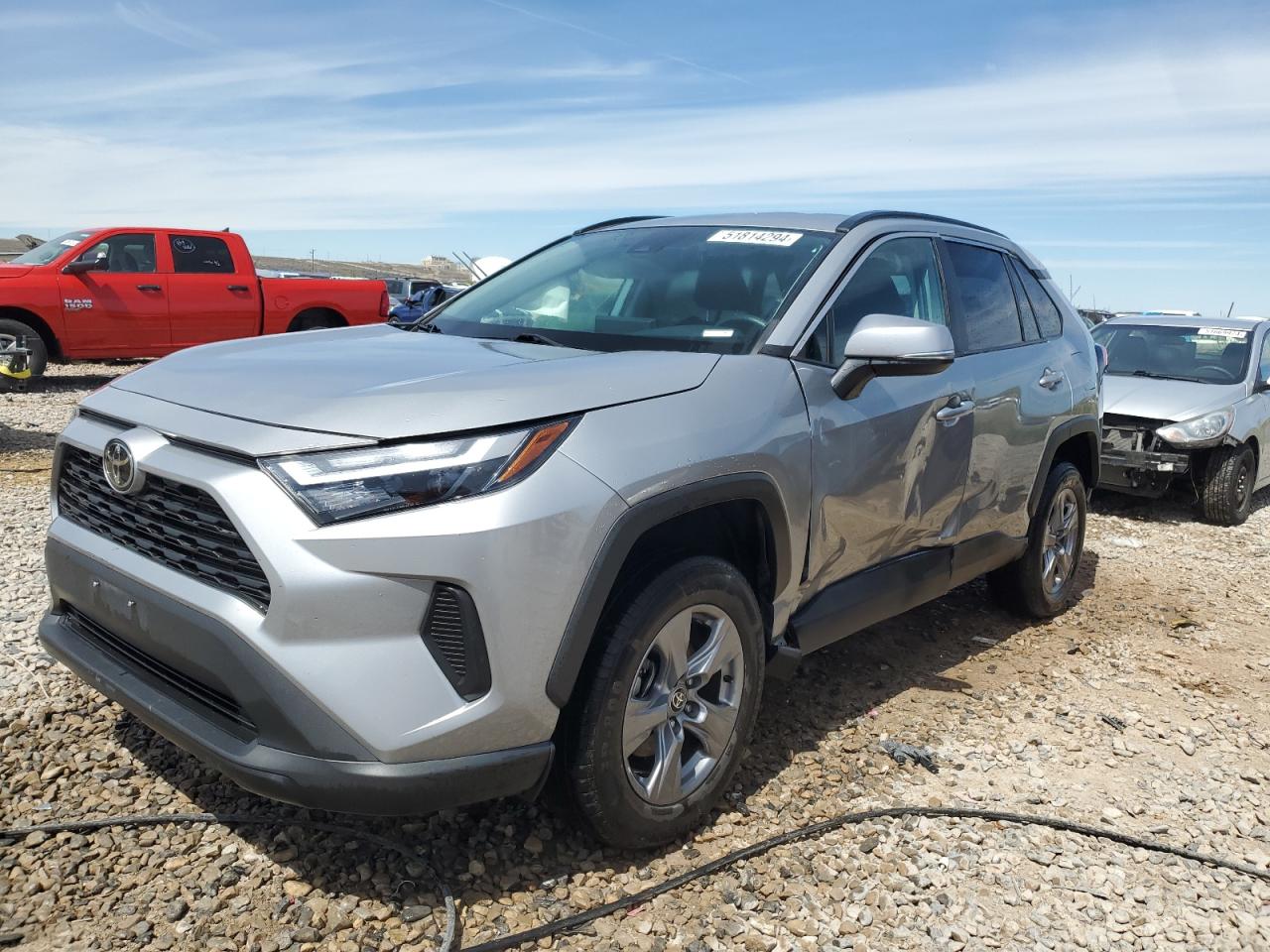 2022 TOYOTA RAV4 XLE