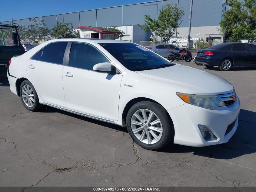 2013 TOYOTA CAMRY HYBRID XLE