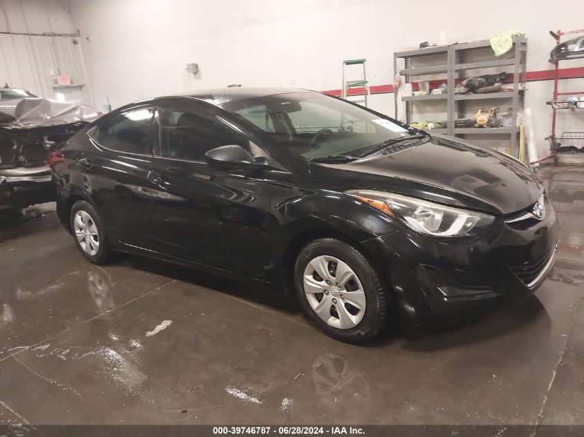 2016 HYUNDAI ELANTRA SE