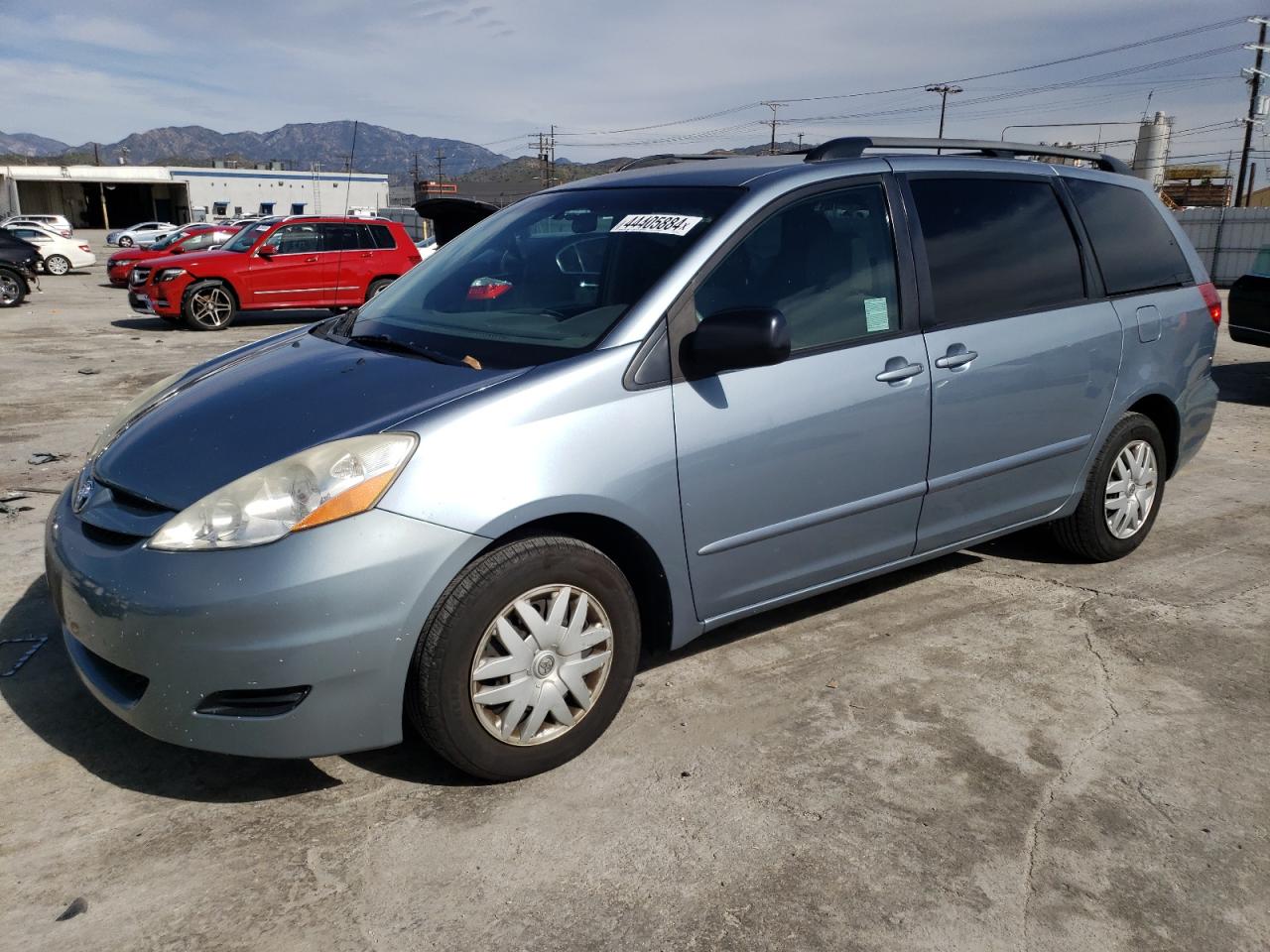 2010 TOYOTA SIENNA CE