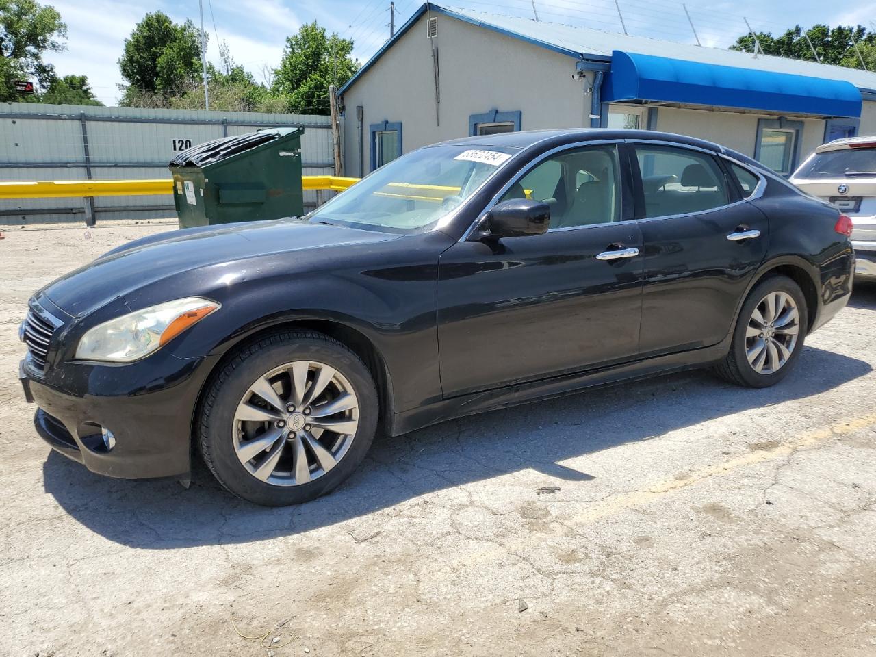 2012 INFINITI M37