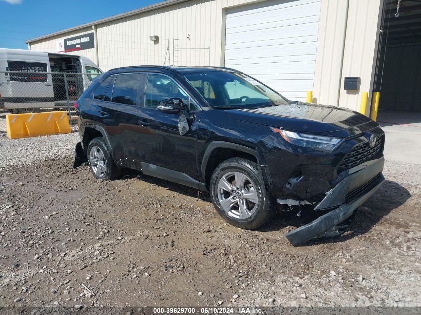 2023 TOYOTA RAV4 XLE