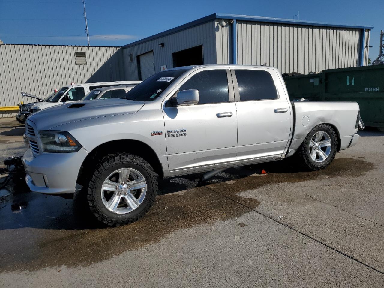 2013 RAM 1500 SPORT