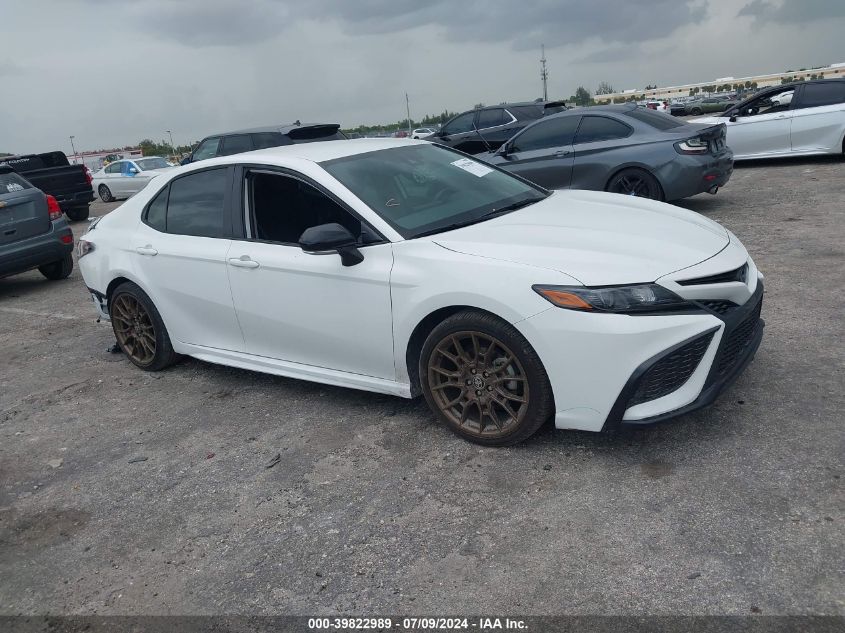 2023 TOYOTA CAMRY SE NIGHTSHADE EDITION HYBRID