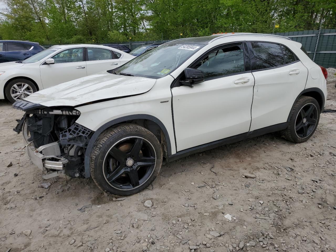 2015 MERCEDES-BENZ GLA 250 4MATIC