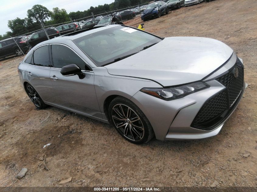 2019 TOYOTA AVALON XSE