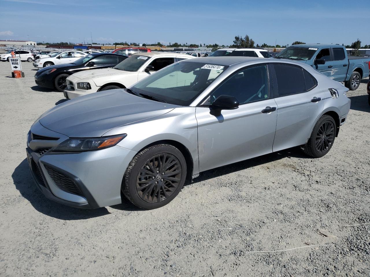 2021 TOYOTA CAMRY SE