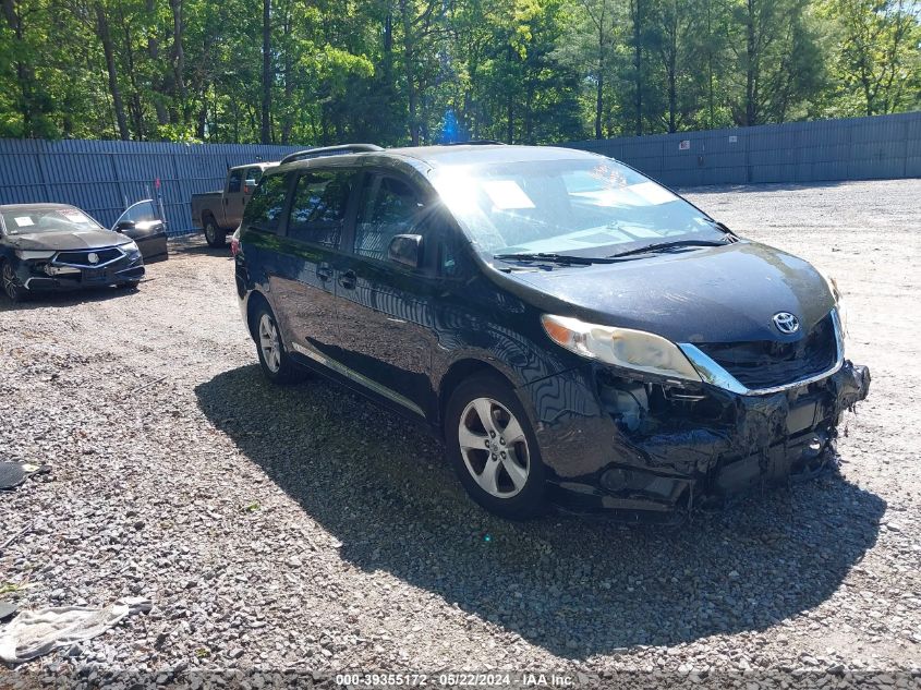 2017 TOYOTA SIENNA LE 8 PASSENGER