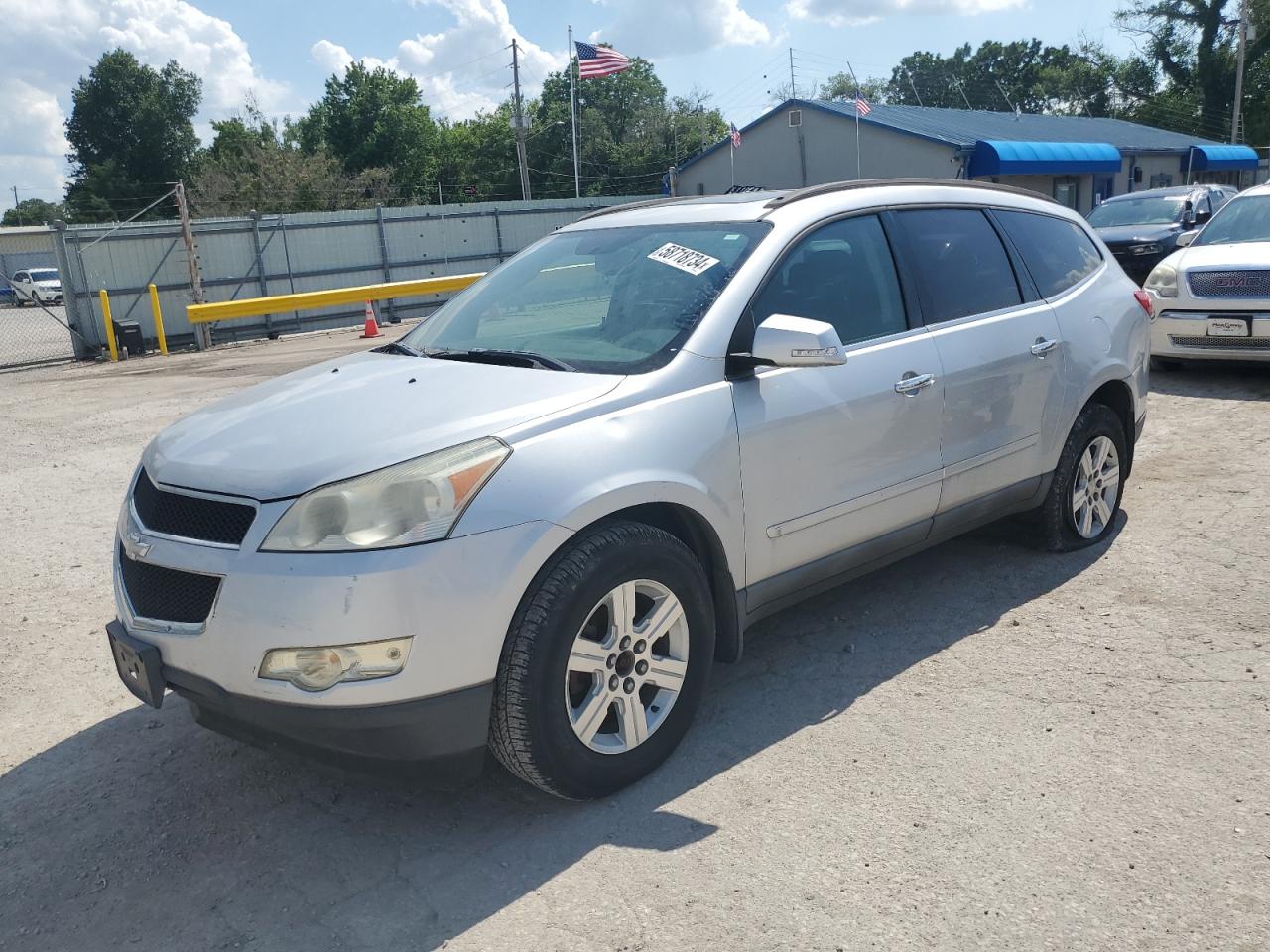 2010 CHEVROLET TRAVERSE LT