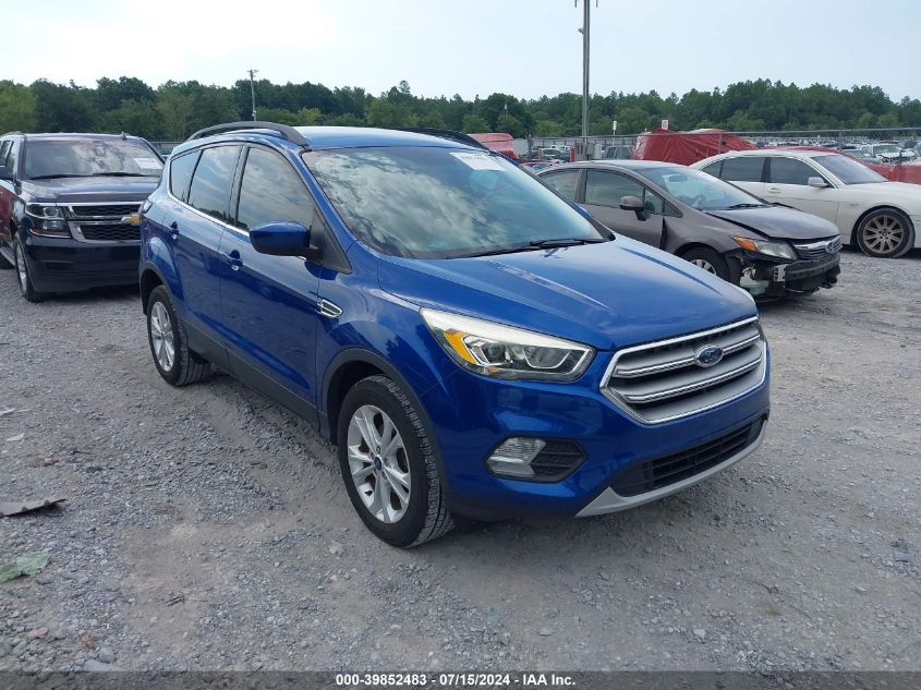 2017 FORD ESCAPE SE