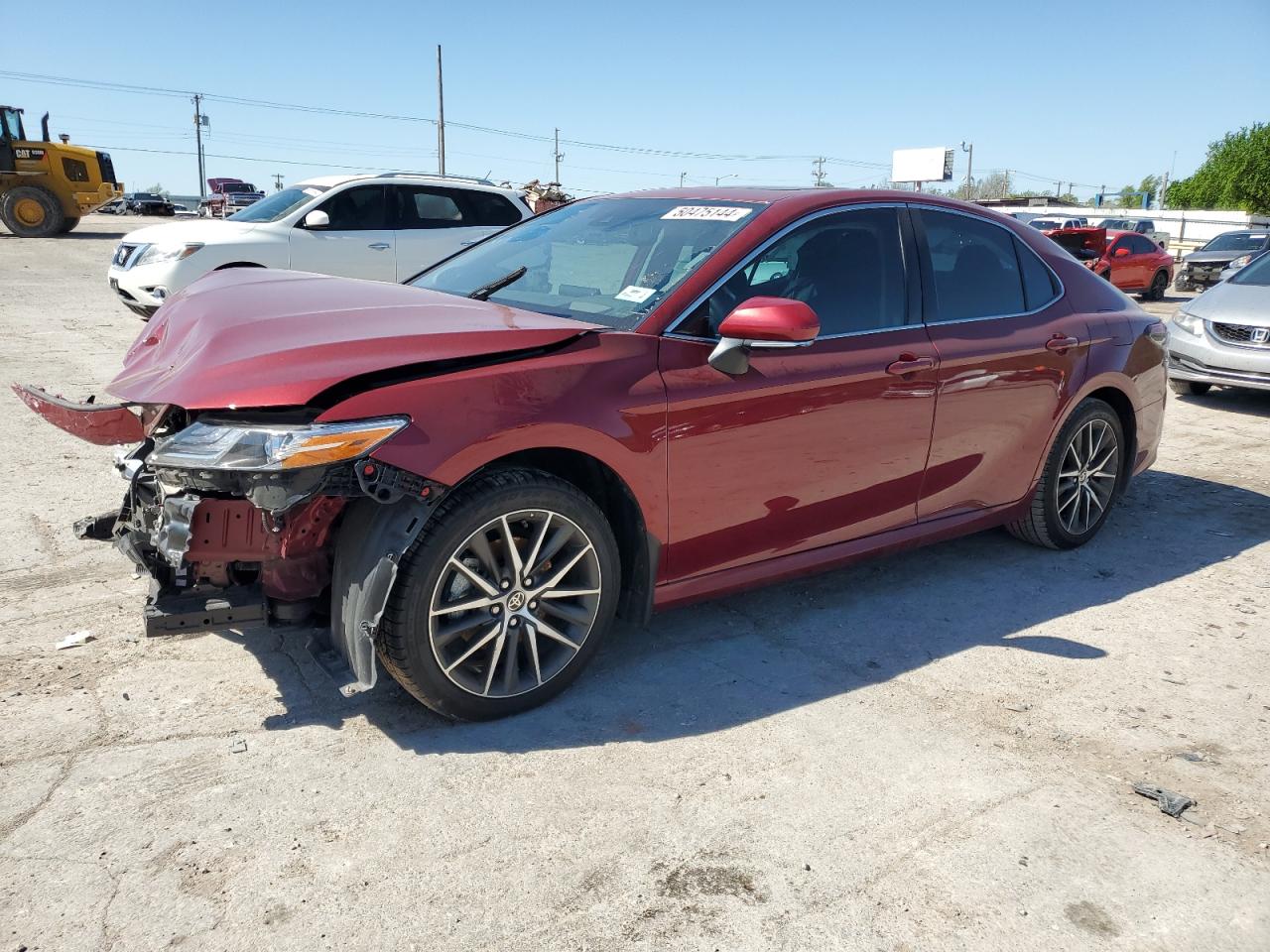 2022 TOYOTA CAMRY XLE