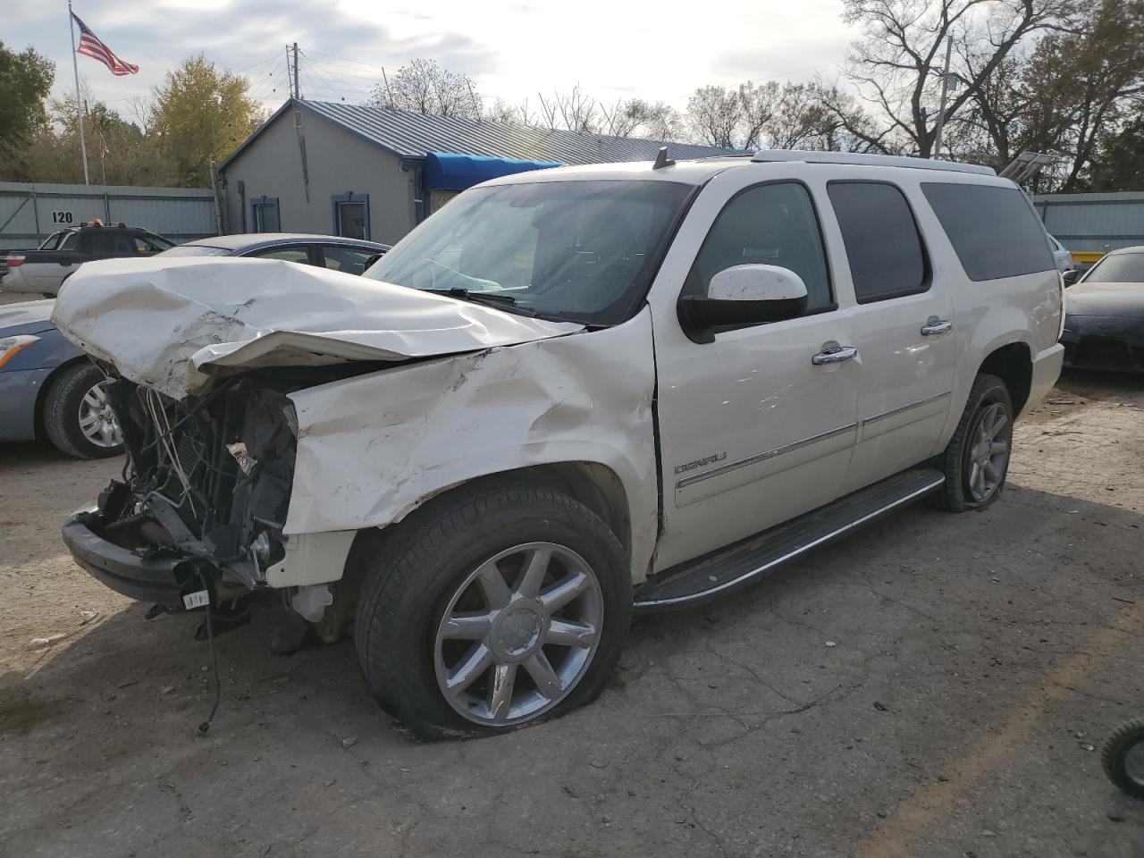 2011 GMC YUKON XL DENALI