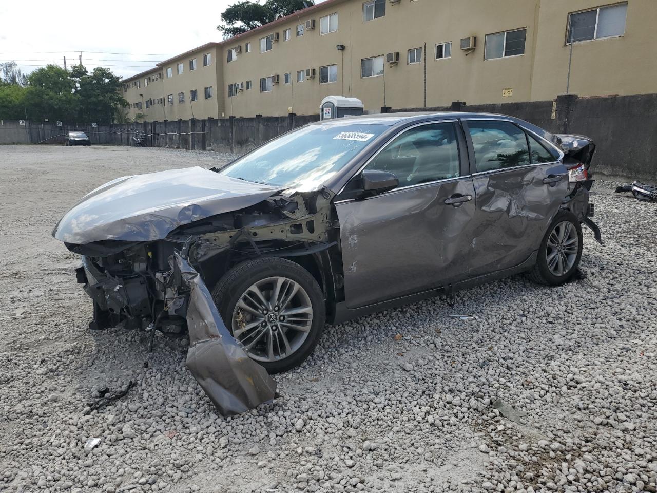 2017 TOYOTA CAMRY LE