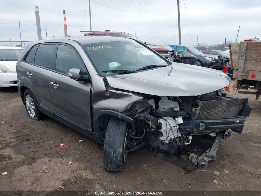 2015 KIA SORENTO LX