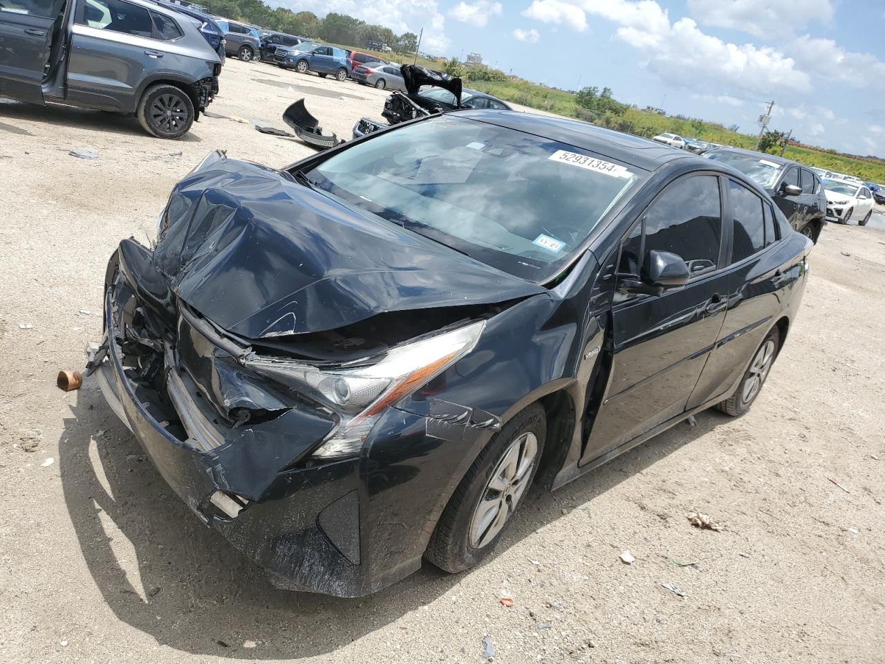 2016 TOYOTA PRIUS