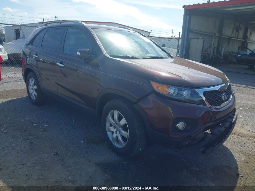 2013 KIA SORENTO LX