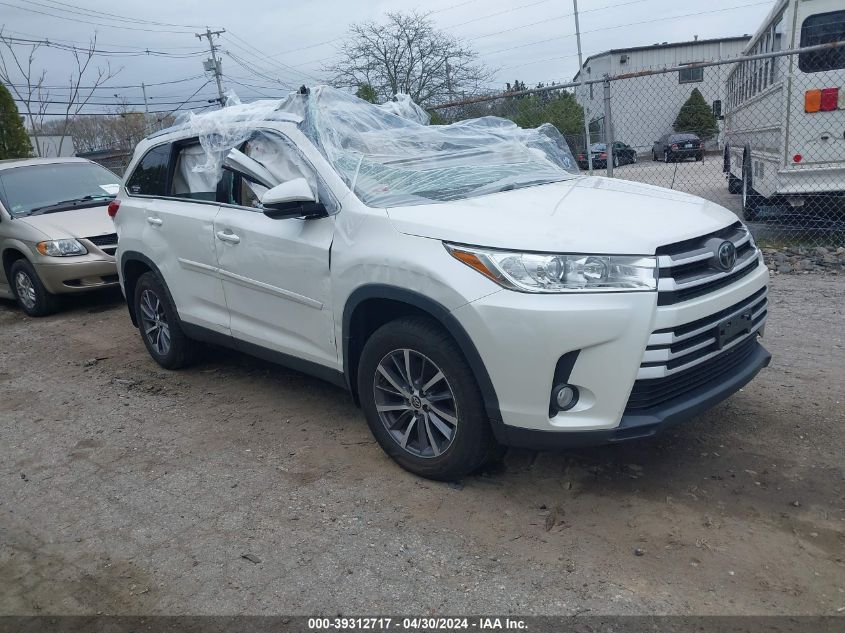 2019 TOYOTA HIGHLANDER XLE