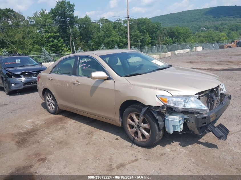 2011 TOYOTA CAMRY LE