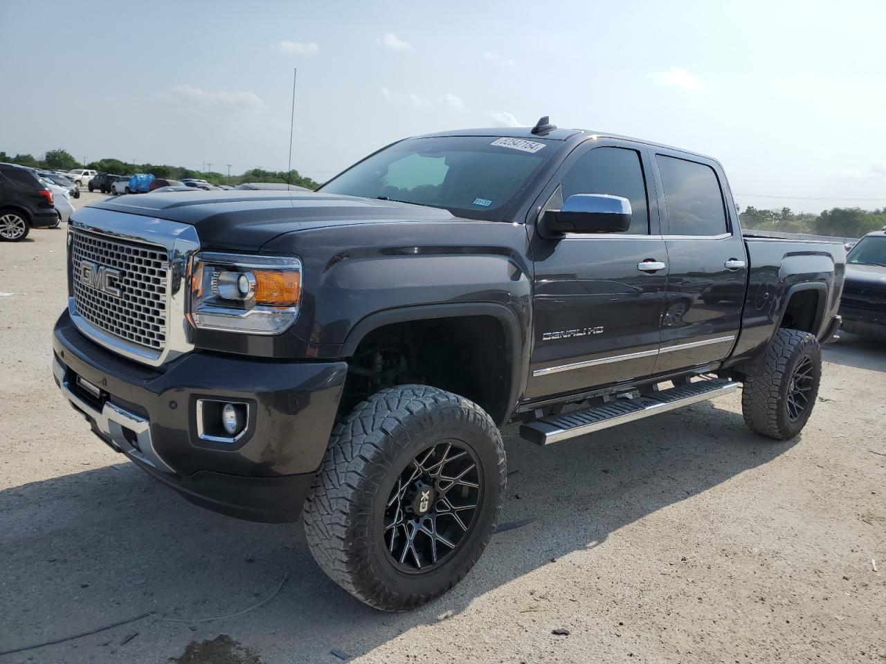 2016 GMC SIERRA K2500 DENALI