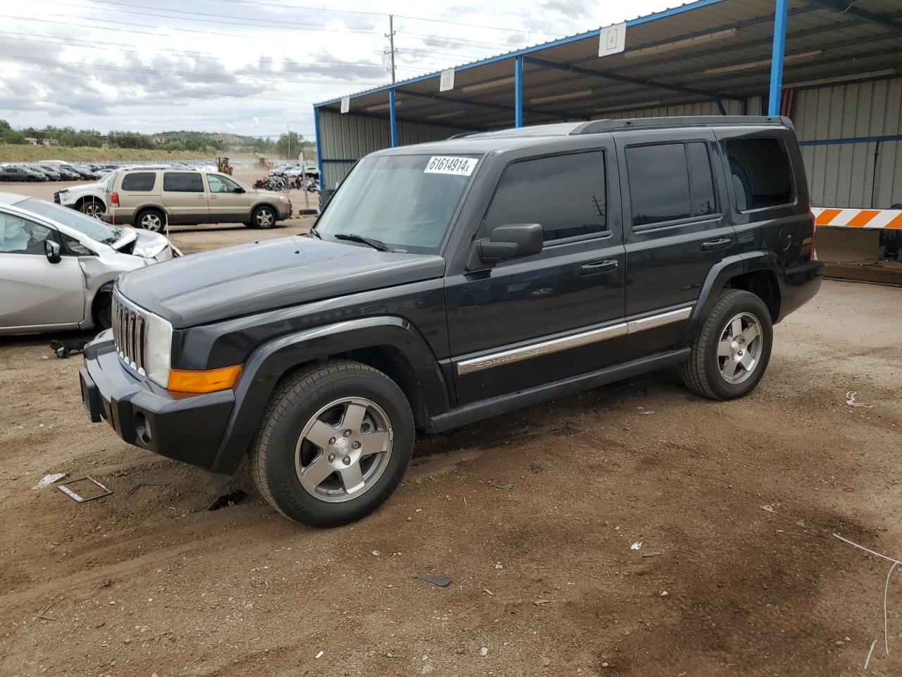 2010 JEEP COMMANDER SPORT