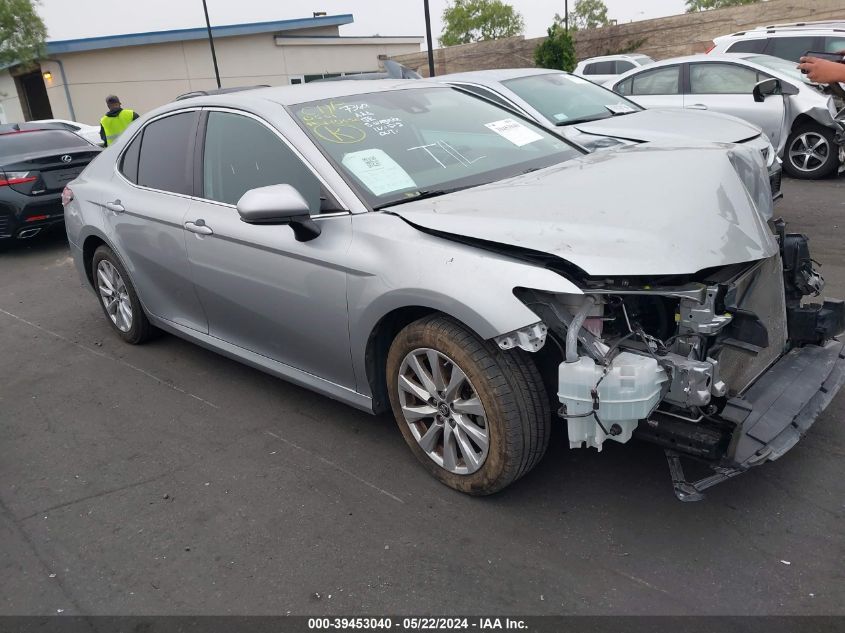 2019 TOYOTA CAMRY LE