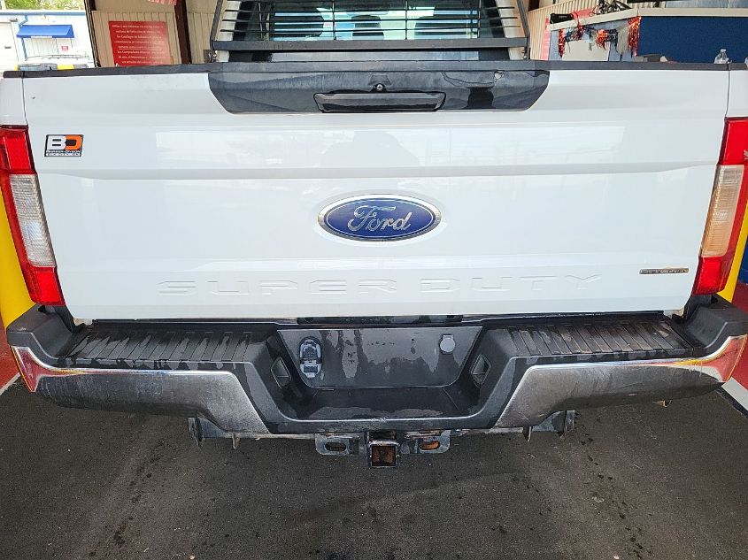 2018 FORD F-250 XL