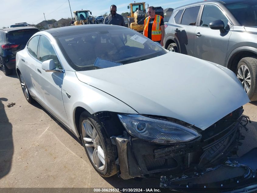 2014 TESLA MODEL S P85