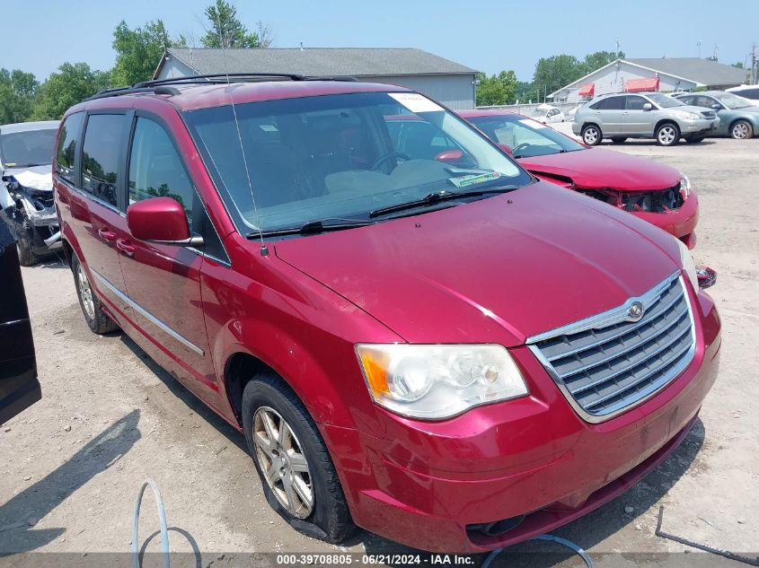 2010 CHRYSLER TOWN & COUNTRY TOURING PLUS