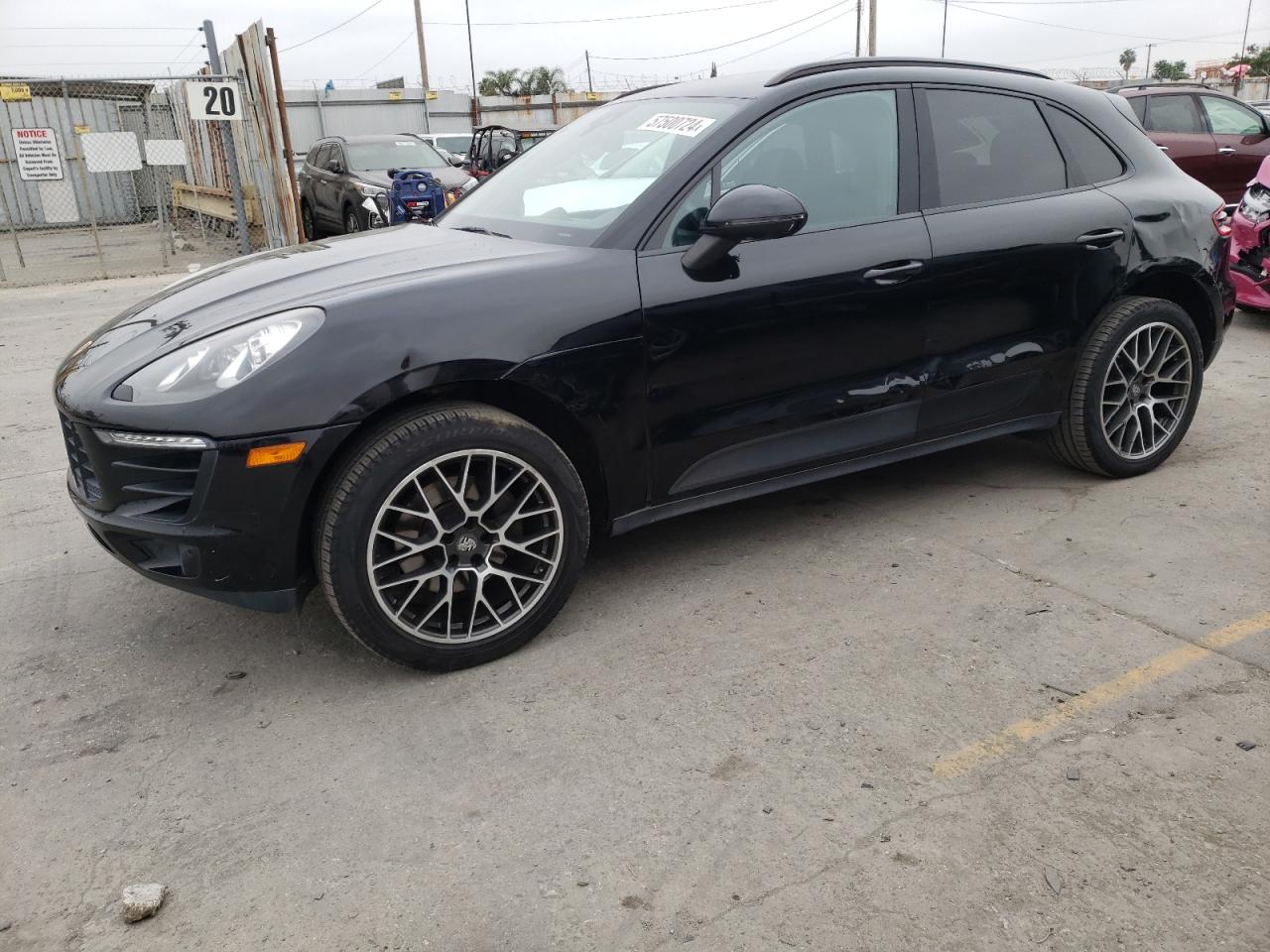 2017 PORSCHE MACAN