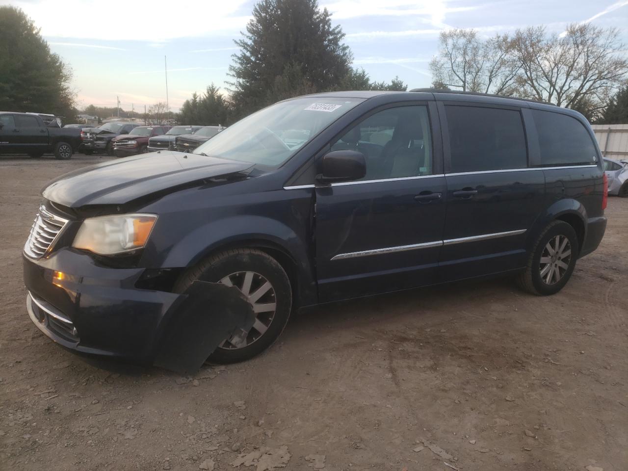 2013 CHRYSLER TOWN & COUNTRY TOURING